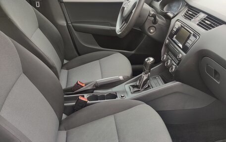 Skoda Octavia, 2015 год, 850 000 рублей, 23 фотография