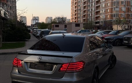 Mercedes-Benz E-Класс, 2013 год, 1 800 000 рублей, 4 фотография