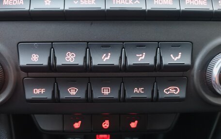 KIA Sportage IV рестайлинг, 2019 год, 2 250 000 рублей, 16 фотография