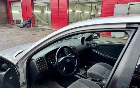 Toyota Avensis III рестайлинг, 2000 год, 390 000 рублей, 7 фотография