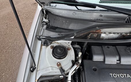 Toyota Avensis III рестайлинг, 2000 год, 390 000 рублей, 17 фотография