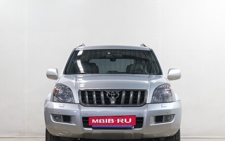 Toyota Land Cruiser Prado 120 рестайлинг, 2008 год, 3 119 000 рублей, 2 фотография