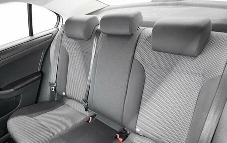 Volkswagen Jetta VI, 2013 год, 995 000 рублей, 10 фотография