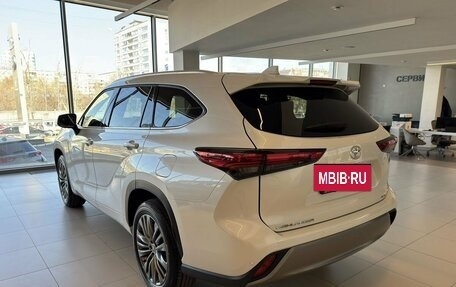 Toyota Highlander, 2026 год, 5 750 000 рублей, 7 фотография