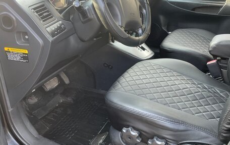 Hyundai Tucson III, 2006 год, 730 000 рублей, 10 фотография