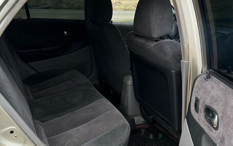 Mazda 323, 2002 год, 90 000 рублей, 10 фотография