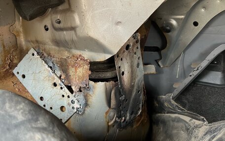 Mazda 323, 2002 год, 90 000 рублей, 18 фотография