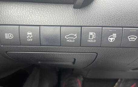 Toyota Camry, 2020 год, 3 650 000 рублей, 7 фотография