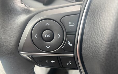 Toyota Camry, 2020 год, 3 650 000 рублей, 9 фотография