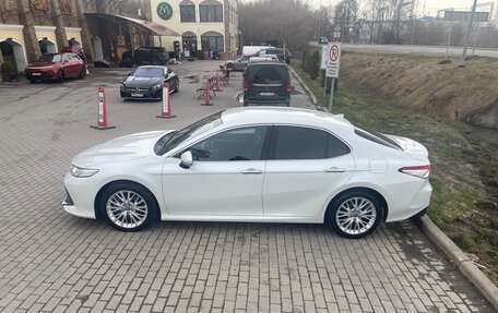 Toyota Camry, 2020 год, 3 650 000 рублей, 13 фотография