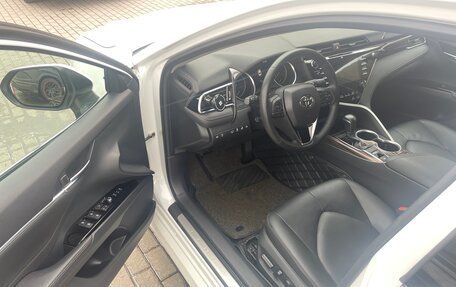 Toyota Camry, 2020 год, 3 650 000 рублей, 21 фотография