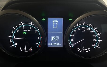 Toyota Land Cruiser Prado 150 рестайлинг 2, 2010 год, 3 900 000 рублей, 18 фотография