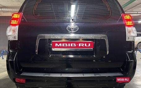 Toyota Land Cruiser Prado 150 рестайлинг 2, 2010 год, 3 900 000 рублей, 19 фотография