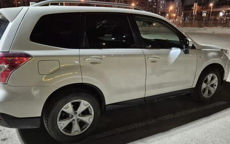 Subaru Forester, 2015 год, 1 590 000 рублей, 3 фотография