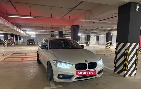 BMW 1 серия, 2017 год, 1 900 000 рублей, 11 фотография