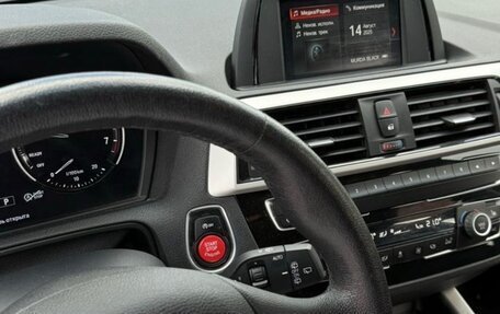 BMW 1 серия, 2017 год, 1 900 000 рублей, 13 фотография