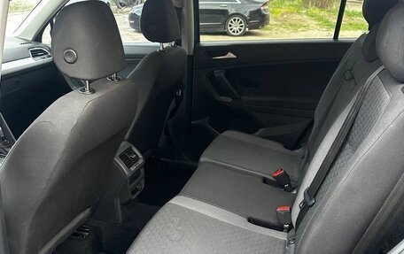 Volkswagen Tiguan II, 2019 год, 2 450 000 рублей, 9 фотография