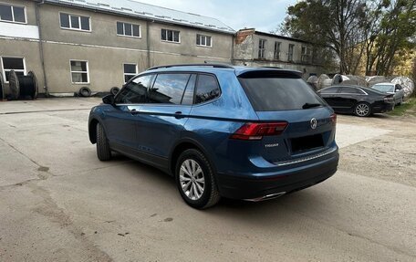 Volkswagen Tiguan II, 2019 год, 2 450 000 рублей, 7 фотография