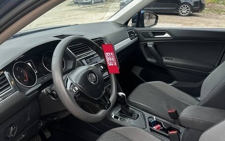 Volkswagen Tiguan II, 2019 год, 2 450 000 рублей, 8 фотография