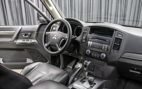 Mitsubishi Pajero IV, 2013 год, 1 798 000 рублей, 11 фотография