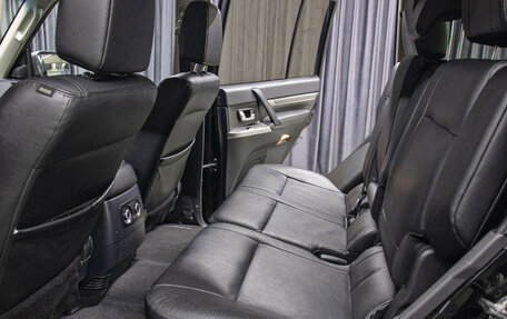 Mitsubishi Pajero IV, 2013 год, 1 798 000 рублей, 12 фотография