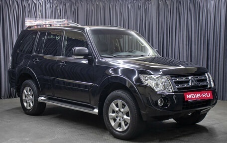 Mitsubishi Pajero IV, 2013 год, 1 798 000 рублей, 3 фотография