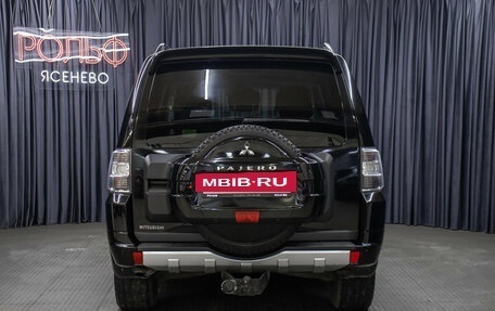 Mitsubishi Pajero IV, 2013 год, 1 798 000 рублей, 6 фотография