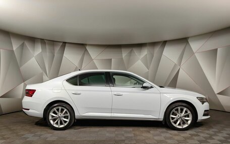 Skoda Superb III рестайлинг, 2020 год, 2 500 000 рублей, 6 фотография