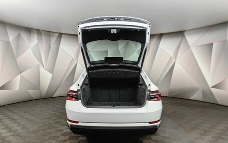 Skoda Superb III рестайлинг, 2020 год, 2 500 000 рублей, 12 фотография