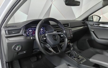 Skoda Superb III рестайлинг, 2020 год, 2 500 000 рублей, 19 фотография