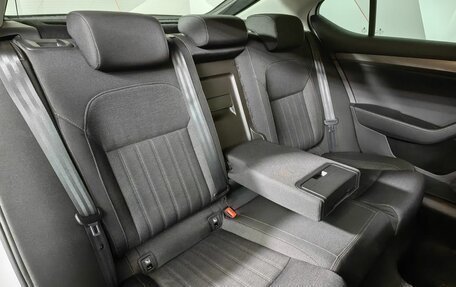 Skoda Superb III рестайлинг, 2020 год, 2 500 000 рублей, 17 фотография