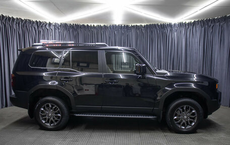 Toyota Land Cruiser Prado, 2024 год, 8 999 000 рублей, 4 фотография