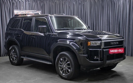 Toyota Land Cruiser Prado, 2024 год, 8 999 000 рублей, 3 фотография