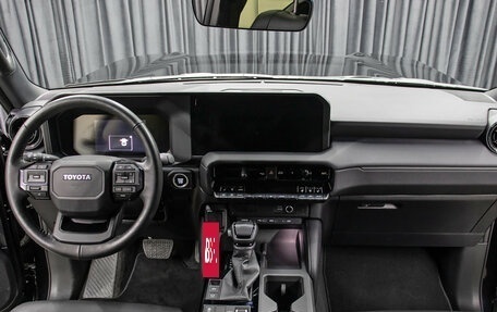 Toyota Land Cruiser Prado, 2024 год, 8 999 000 рублей, 16 фотография