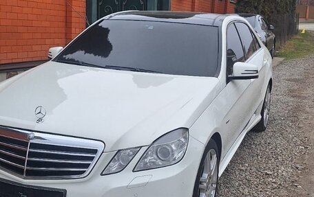 Mercedes-Benz E-Класс, 2011 год, 1 280 000 рублей, 1 фотография