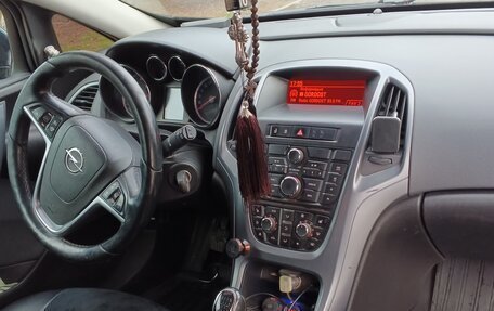 Opel Astra J, 2014 год, 1 180 000 рублей, 13 фотография