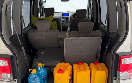 Honda Mobilio I, 2004 год, 400 000 рублей, 6 фотография