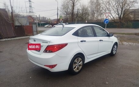 Hyundai Solaris II рестайлинг, 2014 год, 780 000 рублей, 3 фотография