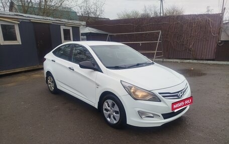 Hyundai Solaris II рестайлинг, 2014 год, 780 000 рублей, 2 фотография