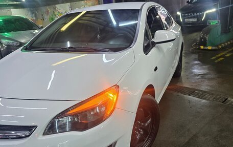 Opel Astra J, 2013 год, 730 000 рублей, 4 фотография