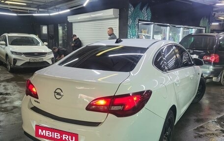 Opel Astra J, 2013 год, 730 000 рублей, 7 фотография