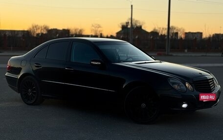 Mercedes-Benz E-Класс, 2006 год, 900 000 рублей, 3 фотография