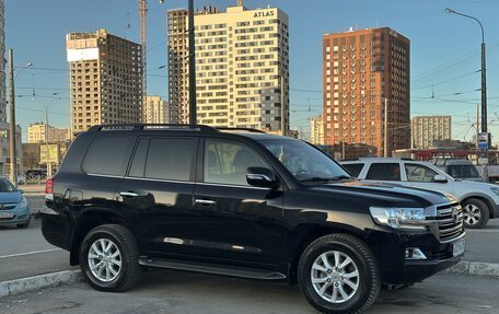 Toyota Land Cruiser 200, 2017 год, 6 400 000 рублей, 2 фотография