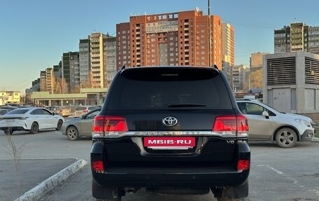 Toyota Land Cruiser 200, 2017 год, 6 400 000 рублей, 4 фотография