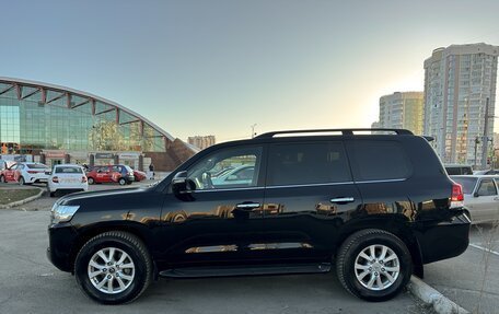 Toyota Land Cruiser 200, 2017 год, 6 400 000 рублей, 6 фотография