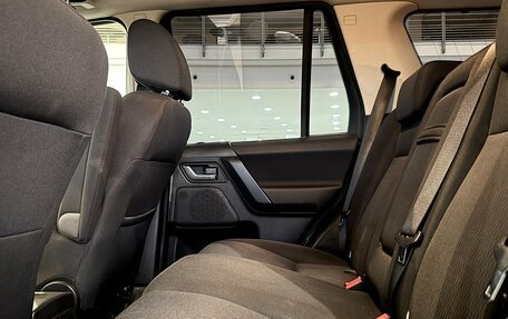 Land Rover Freelander II рестайлинг 2, 2013 год, 1 520 000 рублей, 24 фотография