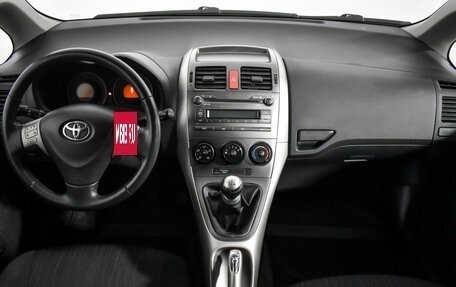 Toyota Auris II, 2008 год, 649 000 рублей, 15 фотография