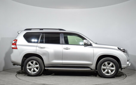 Toyota Land Cruiser Prado 150 рестайлинг 2, 2014 год, 3 490 000 рублей, 4 фотография