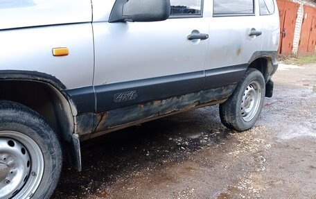 Chevrolet Niva I рестайлинг, 2006 год, 270 000 рублей, 5 фотография