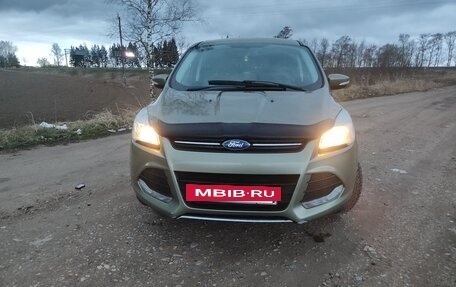 Ford Kuga III, 2014 год, 995 000 рублей, 2 фотография